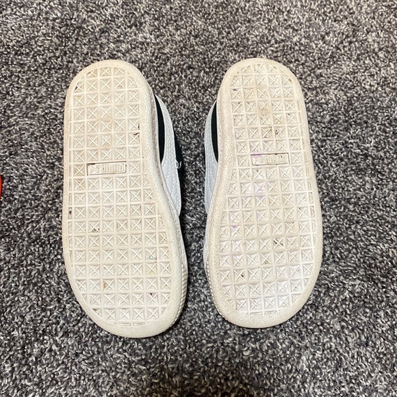 Toddler Puma Sneakers - Picture 3 of 3